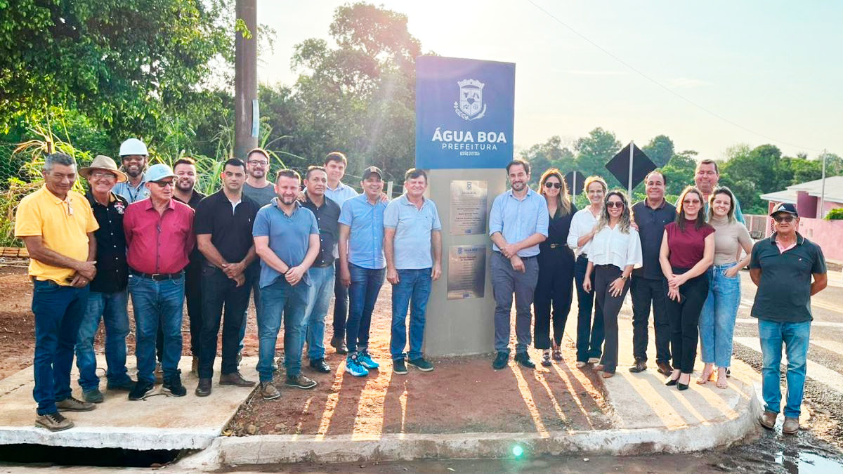 Foto: Fernanda Moraes/ASCOM/Prefeitura de Água Boa-MT inauguração rua 02